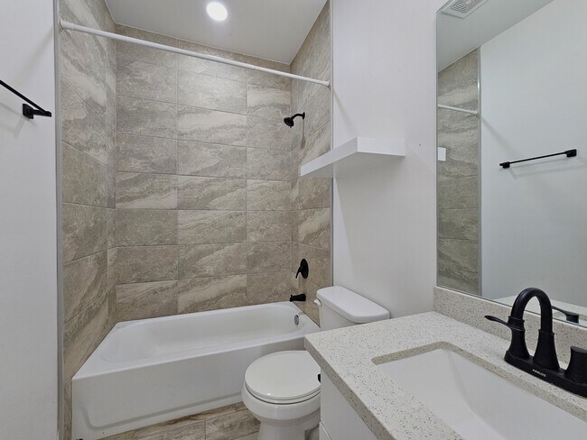 Photo - 1809 Atrium Place Dr