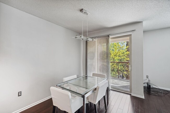 Photo - 675 N 1st St