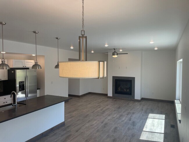 Photo - 36 Johnny Walker Ln Unidad A