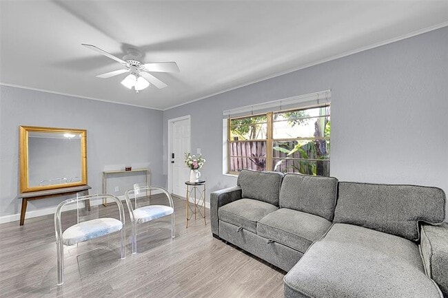 Photo - 1027 Tequesta St Unidad 2