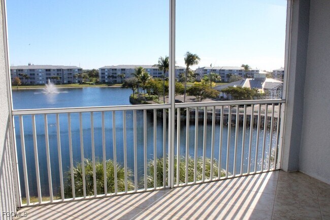 Photo - 16685 Lake Cir Dr Unit 1044