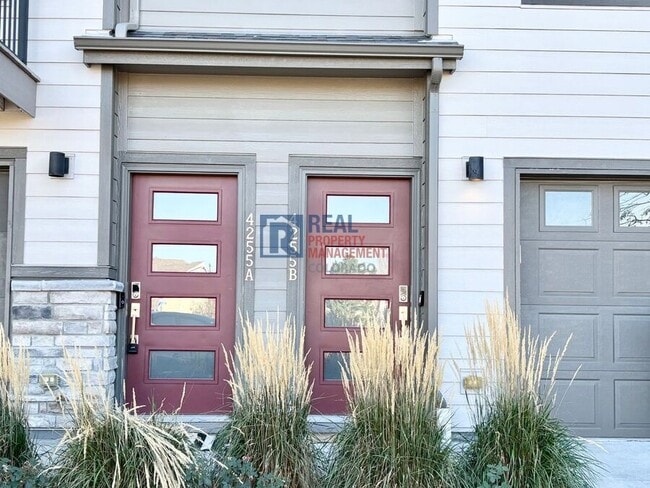 Building Photo - 4255 Cyan Cir