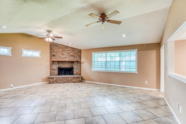 Photo - 19311 Cypress Bay Dr