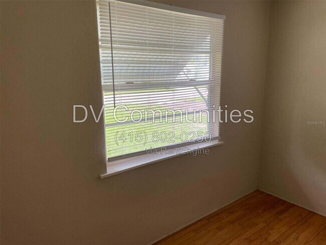 Photo - 5013 20th St N