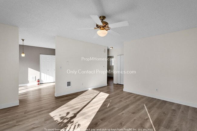 Photo - Bright & Airy | Apartment Urban Retreat! T...