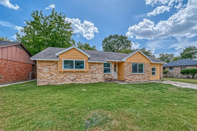 5606 Elm Spring Dr