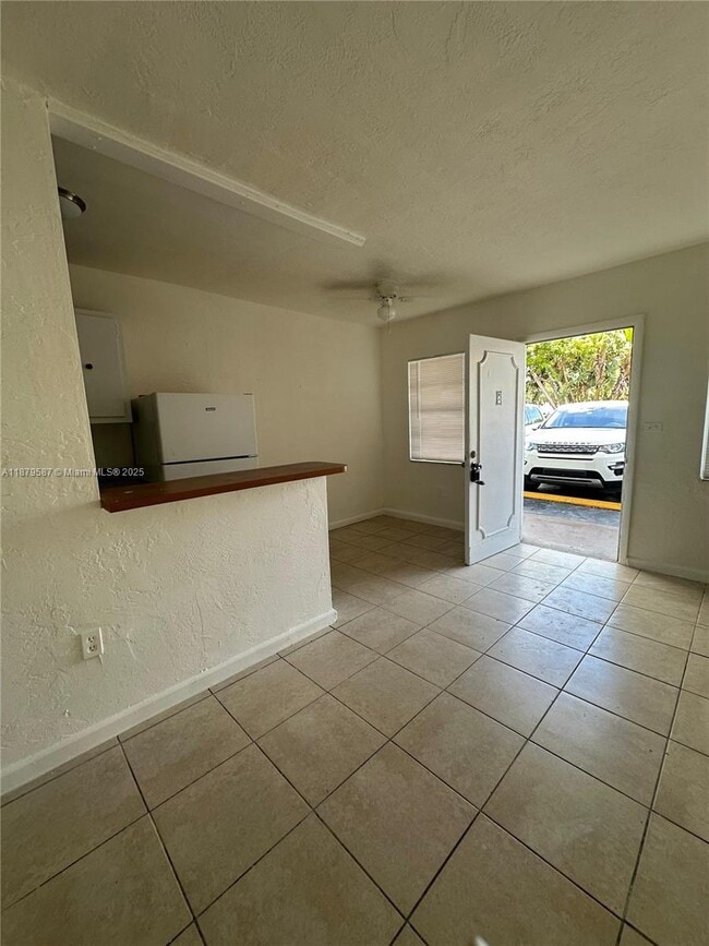 Photo - 1860 Venice Park Dr Unidad 118