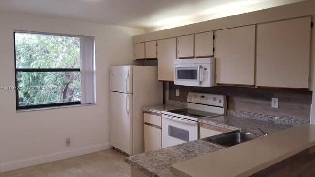 Photo - 10121 W Sunrise Blvd Unit 306