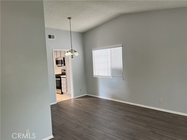 Photo - 44017 Kirkland Ave