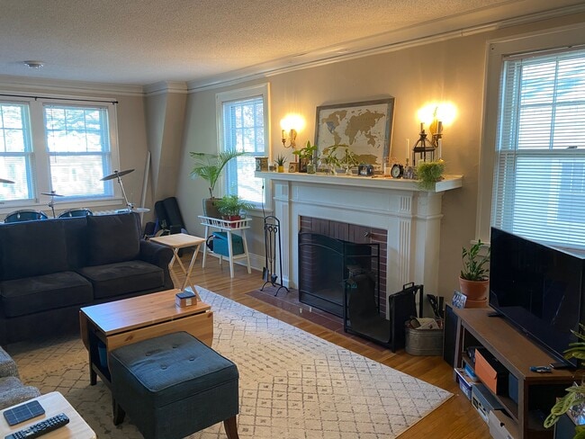 Photo - 5000 Lyndale Ave S Unidad 2nd Floor