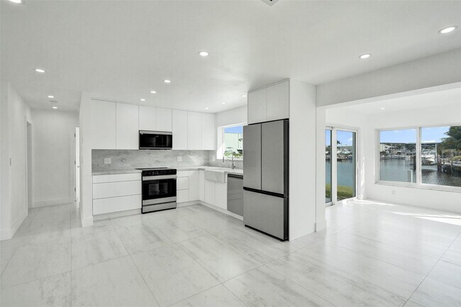 Photo - 1960 SE 5th Ct