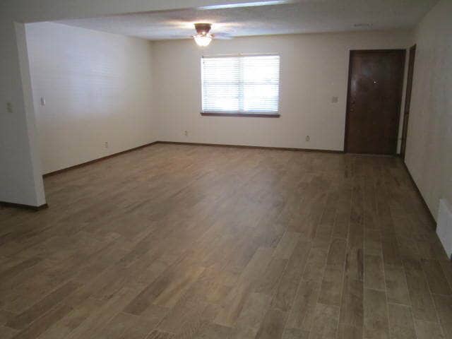 Photo - 2106 Bellaire Dr