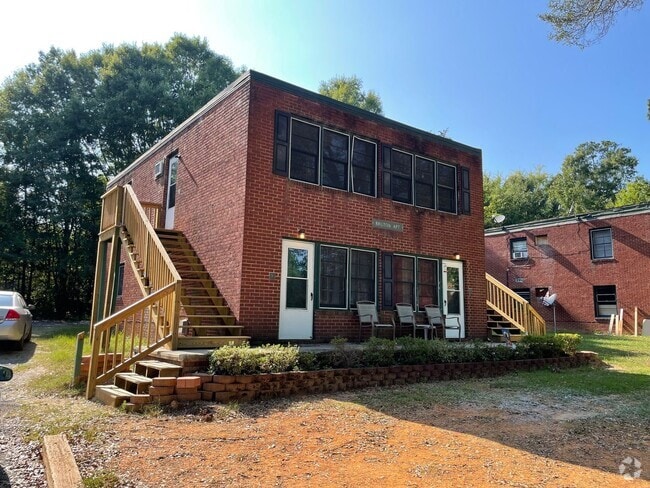 Building Photo - 1380 Unit 310 S. WADESBORO BLVD APT #11