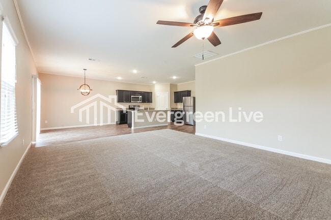 Photo - 425 Stone Creek Blvd