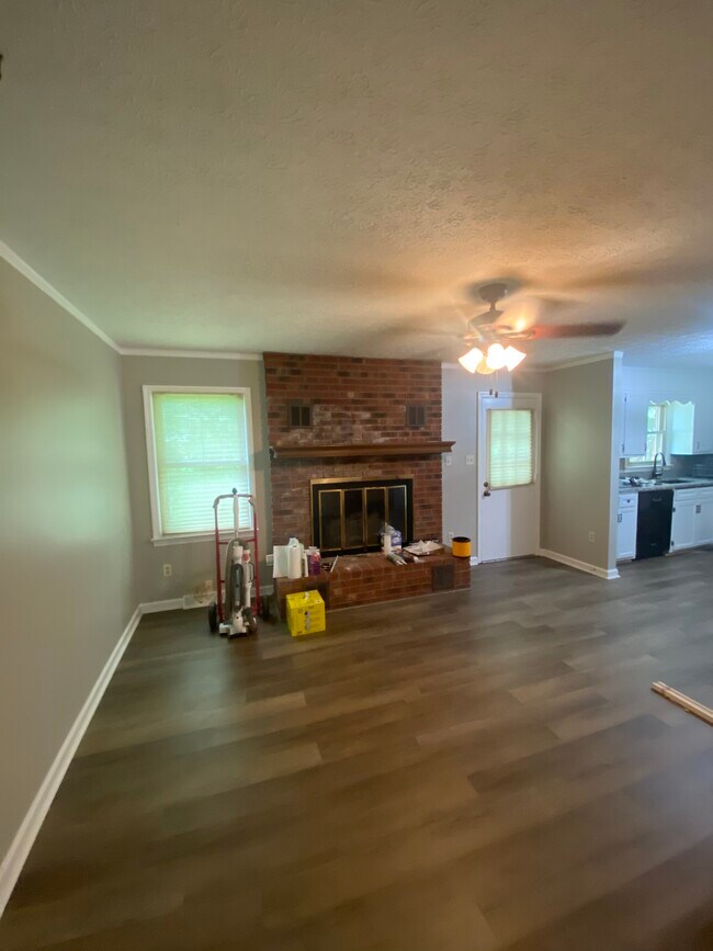 Photo - 1823 Grider Pond Rd