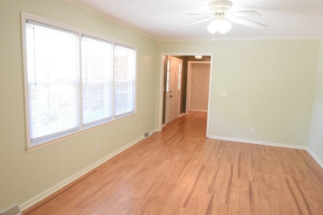 1502 Parmele Dr