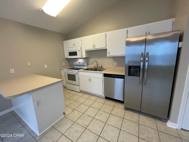 Photo - 7102 N Lagoon Dr