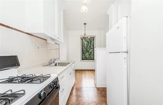 Photo - 3400 Wayne Ave