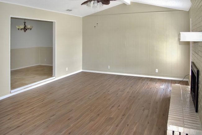 Photo - 1524 Timber Creek Dr