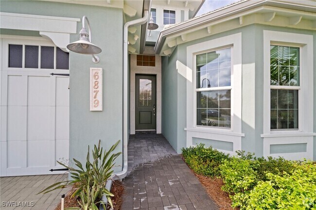 Building Photo - 6879 Saona CT Rental