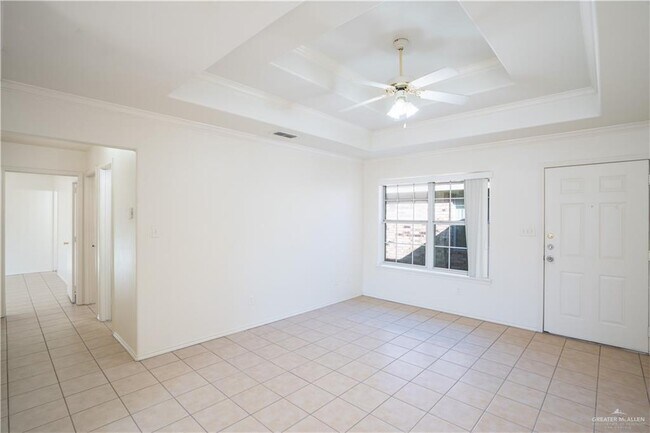 1600 E Quail St Unit 1
