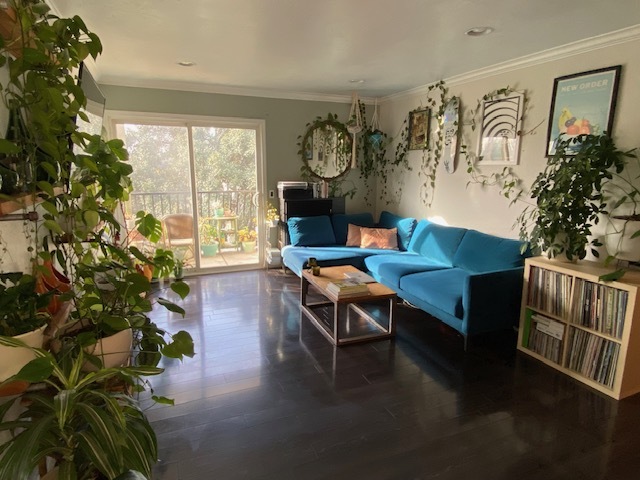 Living room - 3605 Ash St Condo Unit 15