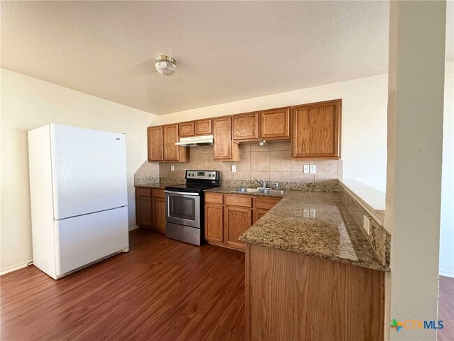 Photo - 3307 Hereford Ln
