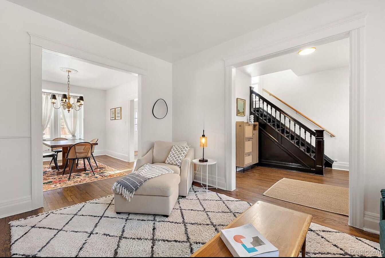 Photo - 5008 Iroquois St