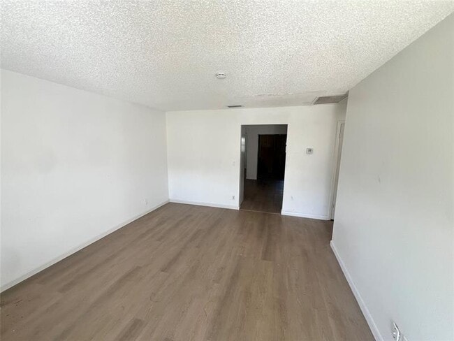 Photo - 3321 Grove Rd