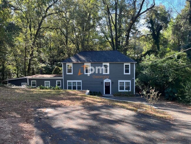 Building Photo - 3220 Ingleside Ave