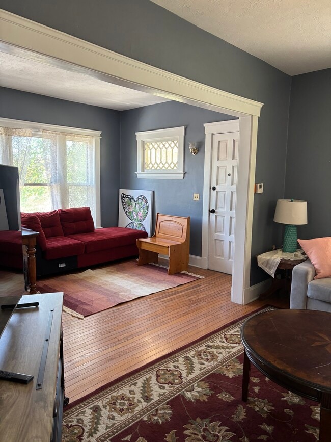 Photo - 2164 Bellfield Ave