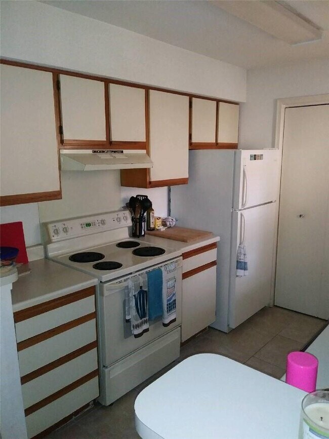 Photo - 833 Riverside Dr Unit 821