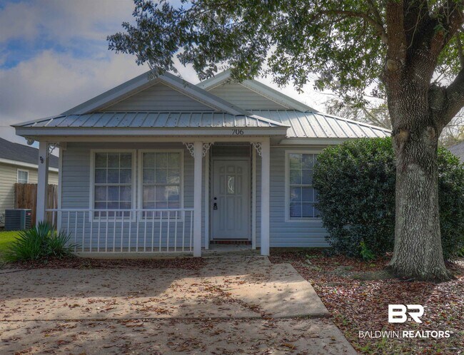 Photo - 706 Crystal Wells Ct N