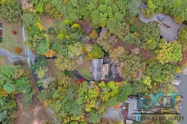 Photo - Lakefront Rental in Long Branch Shores