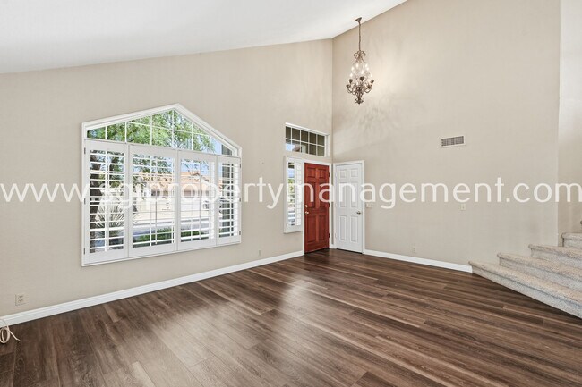 Photo - 30405 N 42nd St
