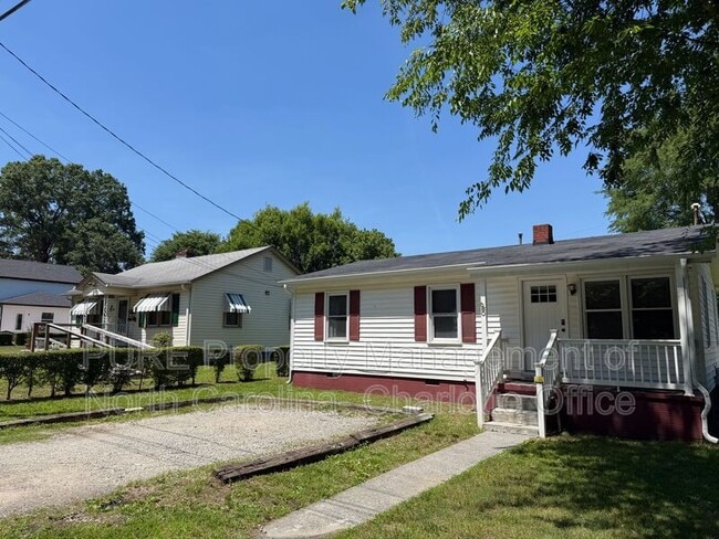 Photo - 680 Tulsa Ct NW