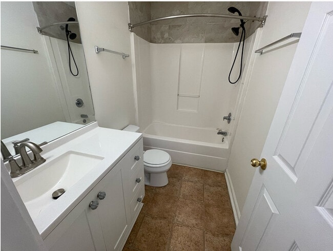 Photo - 2943 Colt Dr