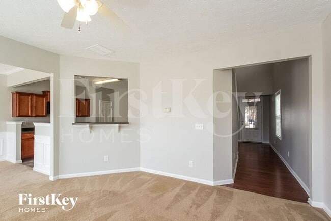 Photo - 731 Mountain Laurel Dr