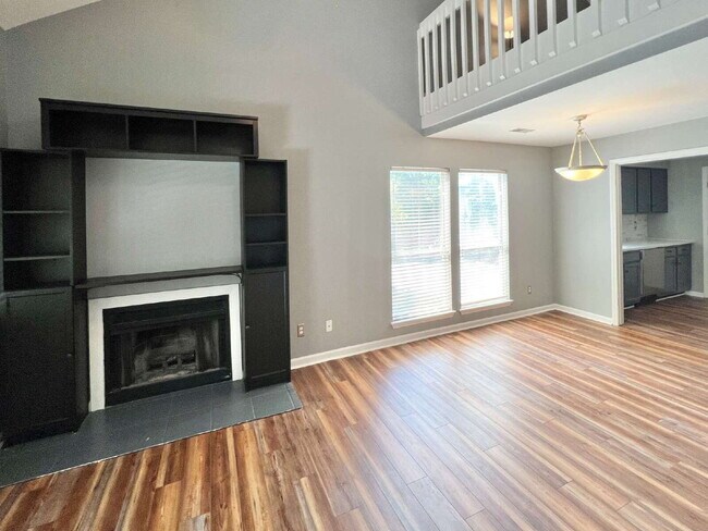 Photo - Freshly Updated Condo! Unit B