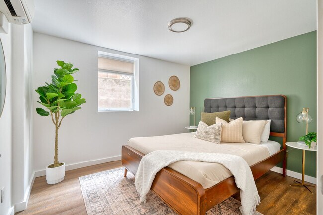 3046 NE Glisan St Unit SI ID1611905P