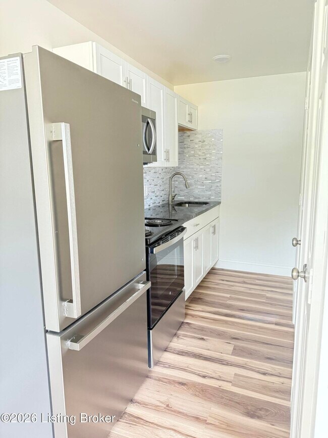 Photo - 1710 Gagel Ave