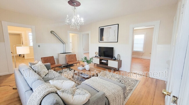 Photo - 416 Cedar St