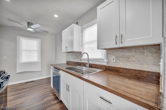 Photo - 12508 Sobieski Ave