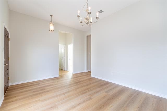 Photo - 5708 Silver Buckle Dr