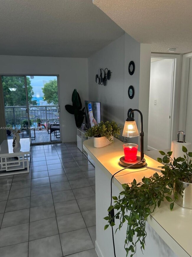 Photo - 8660 SW 212th St Unit 306