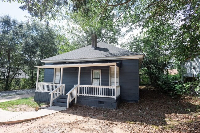 Photo - 1002 W Broad St