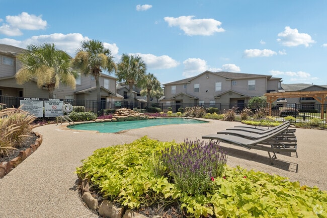 Pool - Norman Apartments Homes