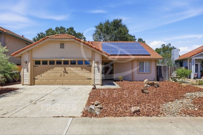 Building Photo - Charming and thoughtfully upgraded 3-bedroom, 2-bathroom single-level