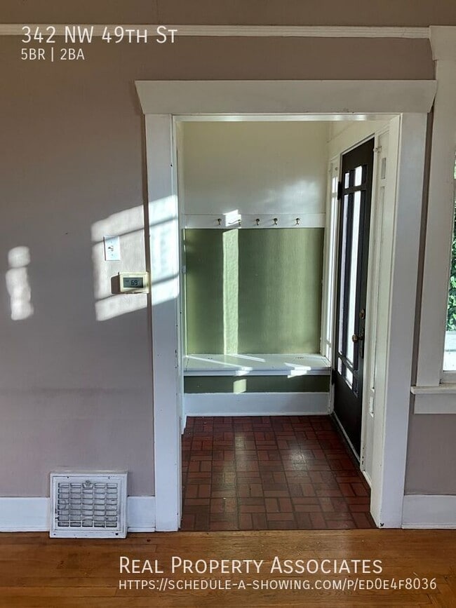 Photo - 342 NW 49th St