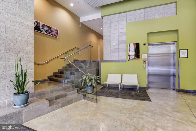 Photo - 1414 Belmont St NW Unit 304